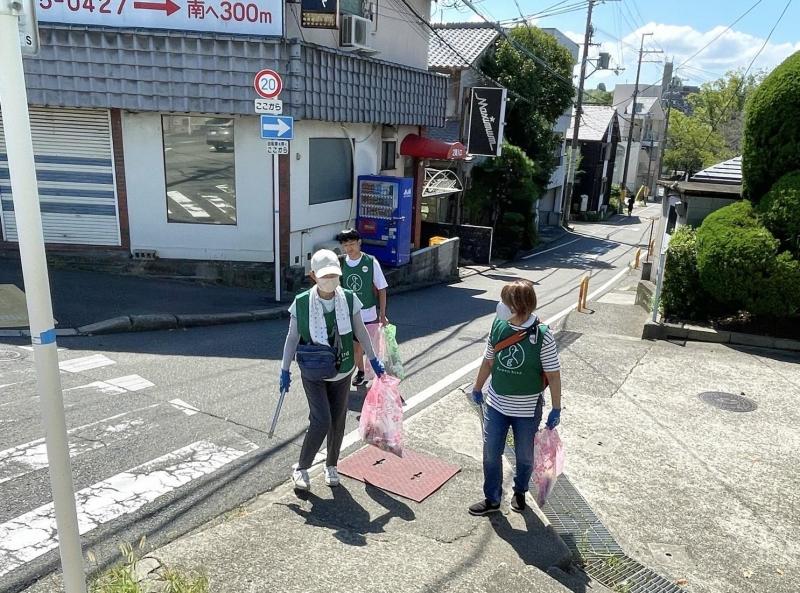 まだまだ暑い画像