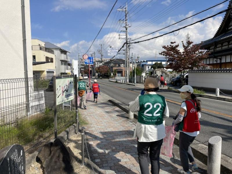 駅前のお掃除！画像