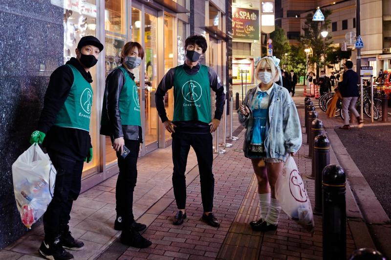 10月23日歌舞伎町お掃除画像