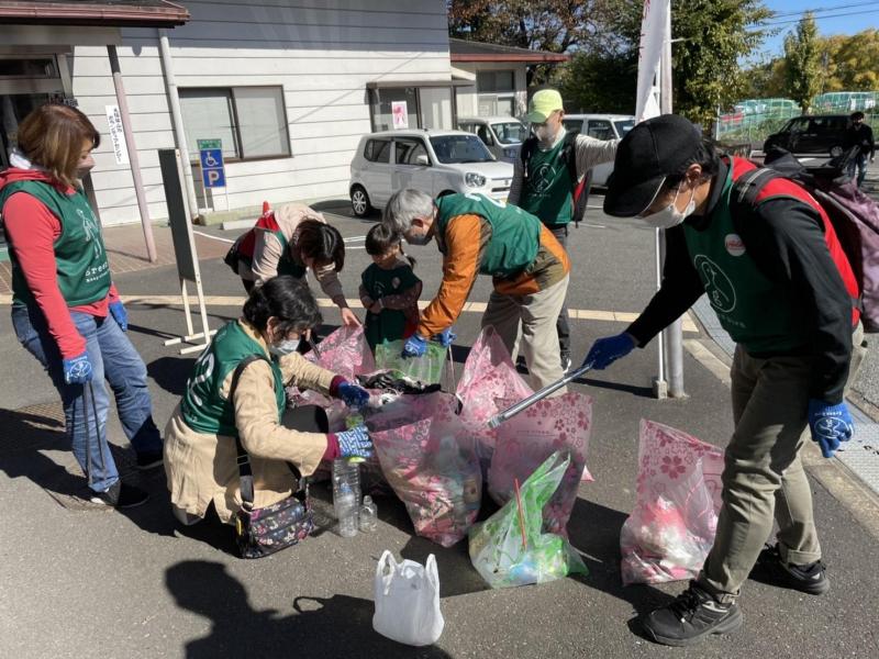 秋のごみ拾いは最高画像