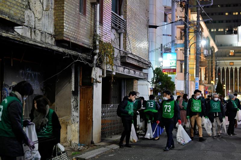 2月6日歌舞伎町お掃除画像