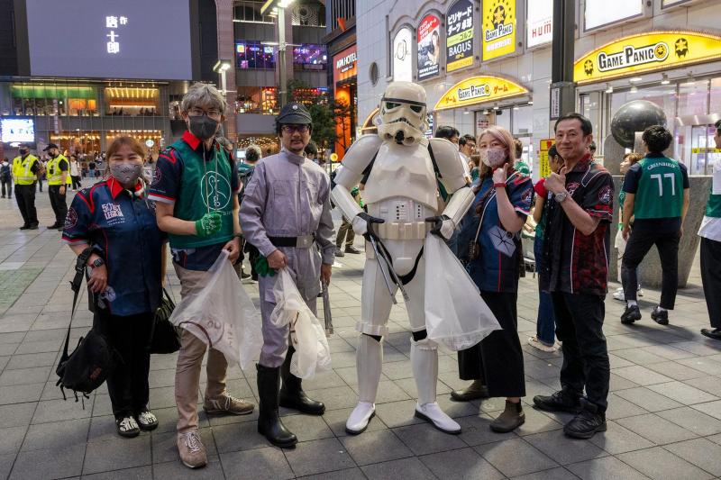 7月4日歌舞伎町お掃除画像