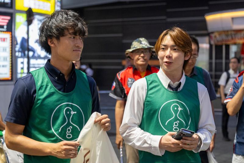 7月18日歌舞伎町お掃除画像