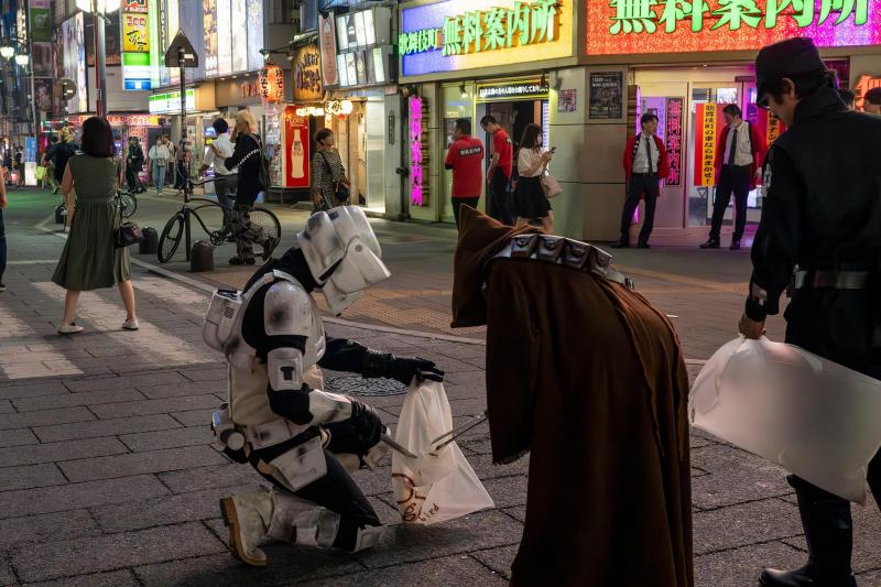8月1日歌舞伎町お掃除画像