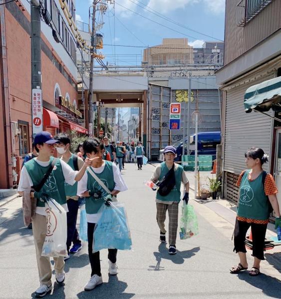 日陰を探せ！画像