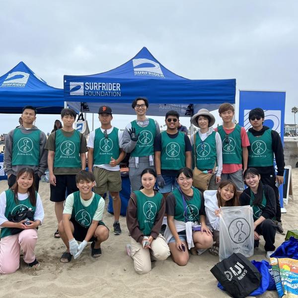 ビーチクリーンアップ画像