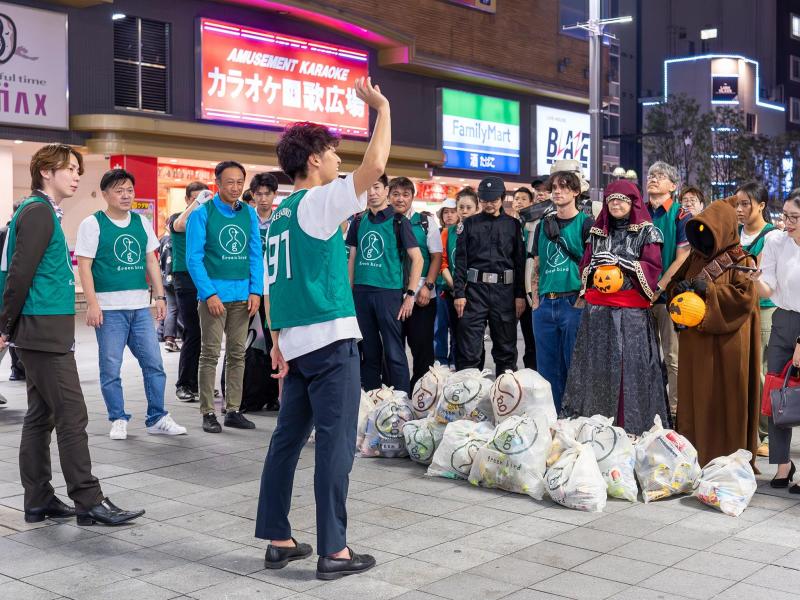 10月3日歌舞伎町お掃除画像