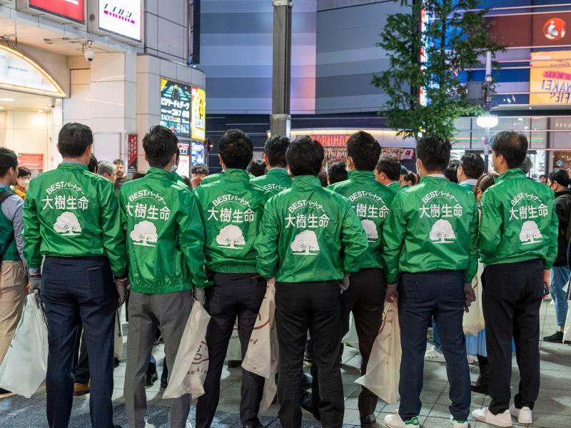 10月17日歌舞伎町お掃除画像