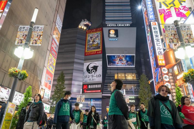 12月5日歌舞伎町お掃除画像