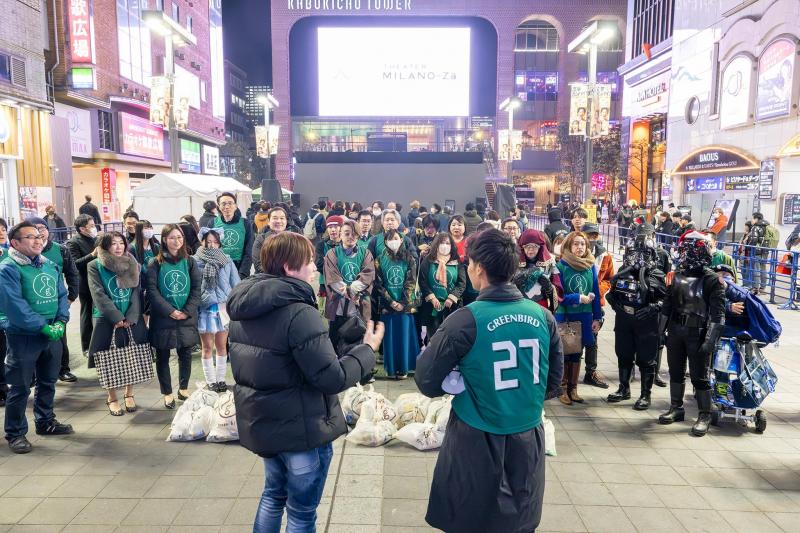 12月19日歌舞伎町お掃除画像