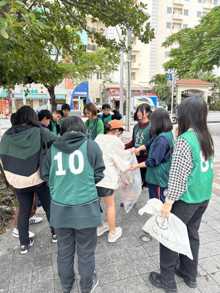 【沖縄那覇】65回　今年もありがとう国際通りお掃除！画像