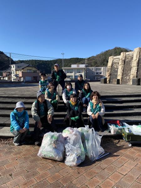 【米子】彫刻ロード川沿いおそうじ画像