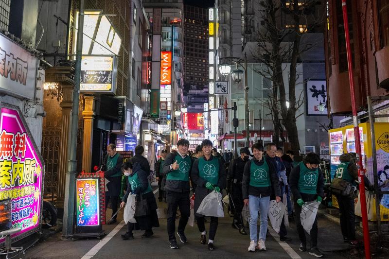 1月16日歌舞伎町お掃除画像