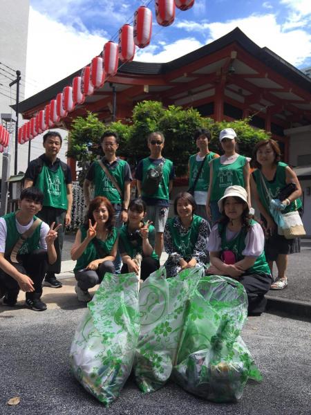 8月の神楽坂お掃除画像