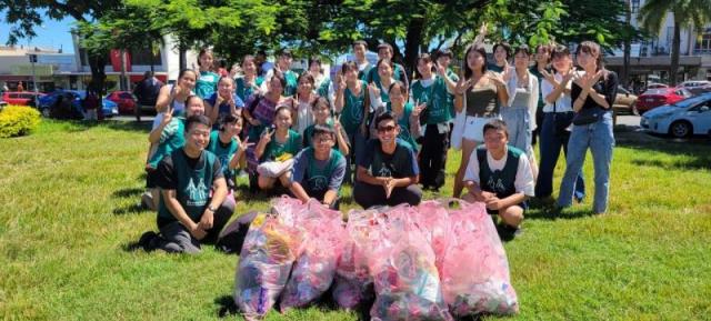 第44回フィジーチームゴミ拾い活動