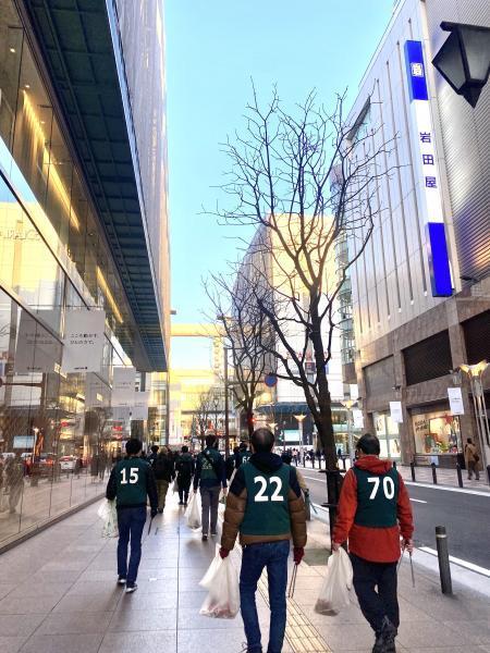 沖縄のヒッチハイカーも参加⭐︎土曜そうじ画像