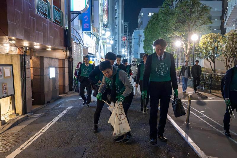4月2日歌舞伎町お掃除画像