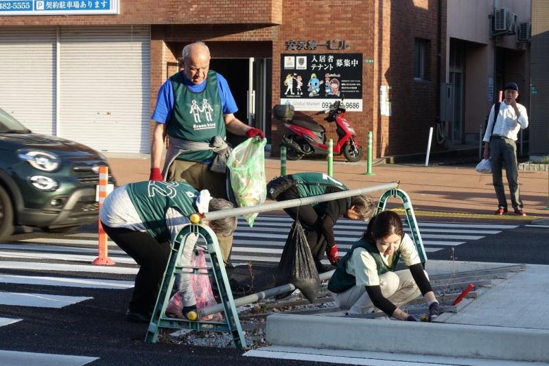 折尾駅周辺清掃活動画像