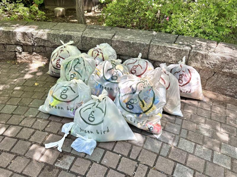 新しい傾向？ご丁寧にまとめられたポイ捨てゴミ画像