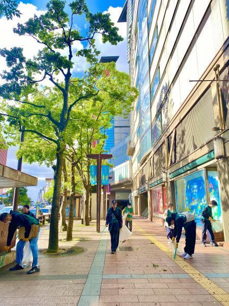 AVEDAさんが今年も来てくれました☆朝そうじ画像