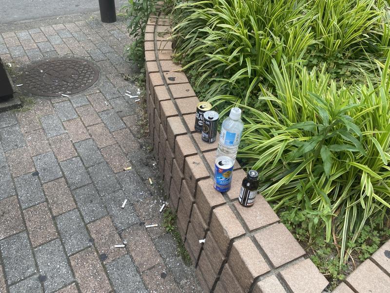 福岡天神　ミニ宴会場の残骸があちこちに⭐︎朝そうじ画像