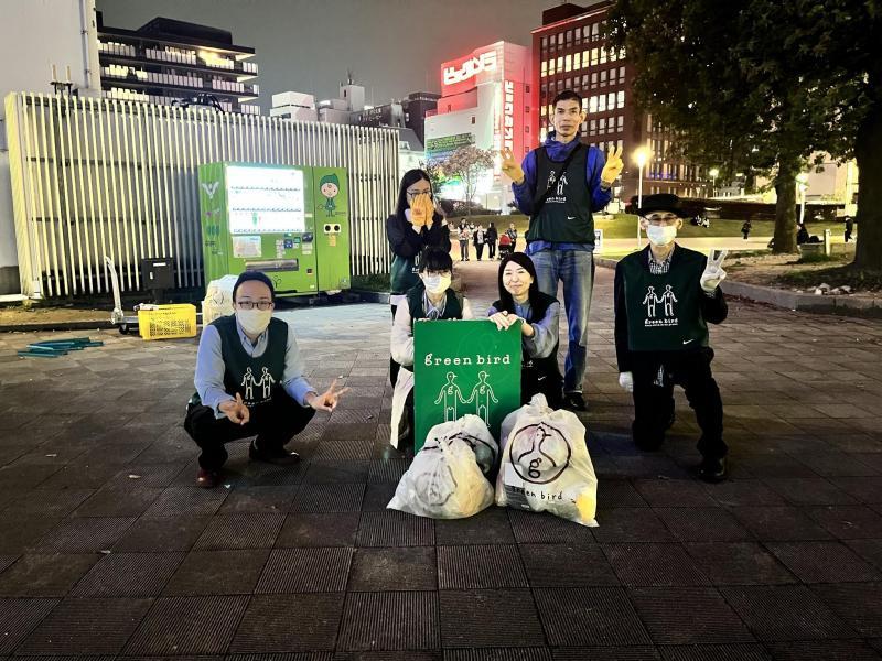 少数精鋭でのんびりとゴミ拾い画像