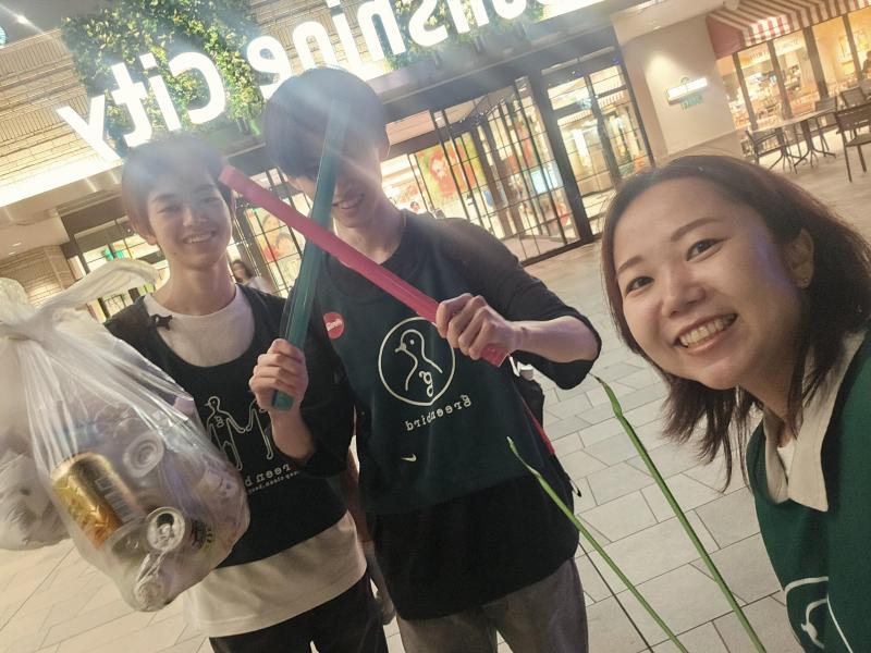 学生じゃなくてごめんーー画像