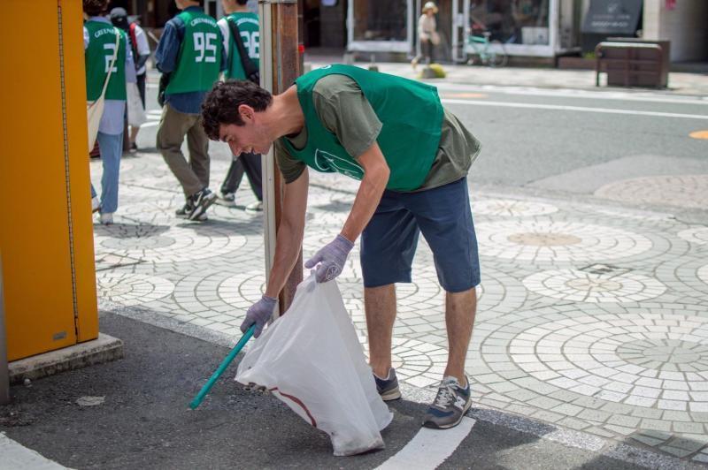 街中そうじ開催！画像