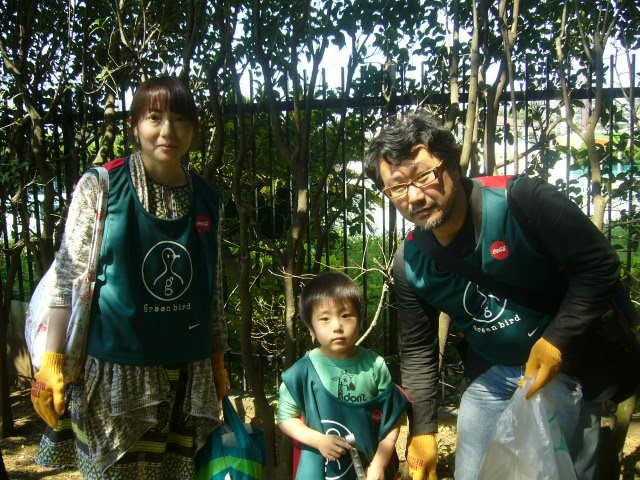 IID GREEN DAY 世田谷公園をおそうじしました！画像