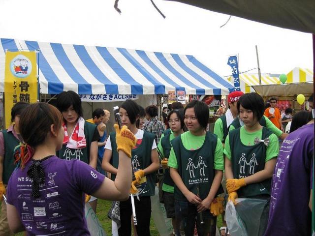 「ながさきみなとまつり」コラボそうじレポート（25日編）画像