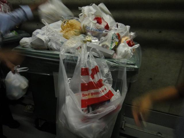 ラグビートップリーグ開幕戦!!ゴミ袋配布レポート画像