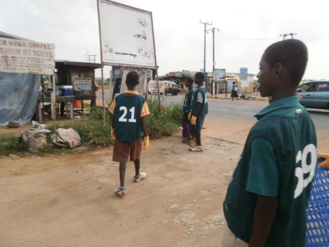 毎日暑いガーナより、出来立て新鮮話題です画像