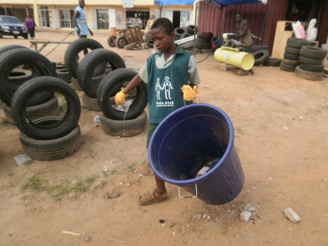 毎日暑いガーナより、出来立て新鮮話題です画像