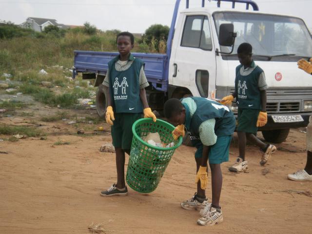 毎日暑いガーナより、出来立て新鮮話題です画像