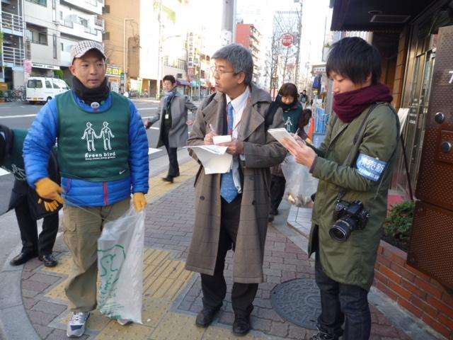 AIGスター生命のみなさんと錦糸町そうじを行ないました。画像