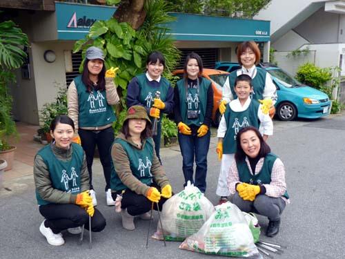 那覇泊地区　黄金通り会　定例４月ゴミ清掃画像