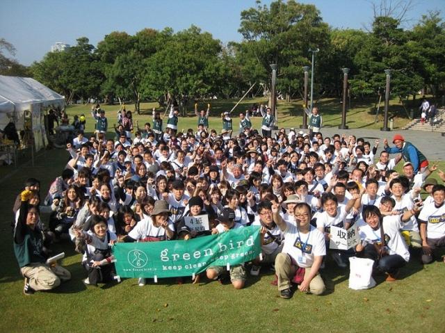 ジブラルタ生命さんの社員清掃をお手伝いしました！画像