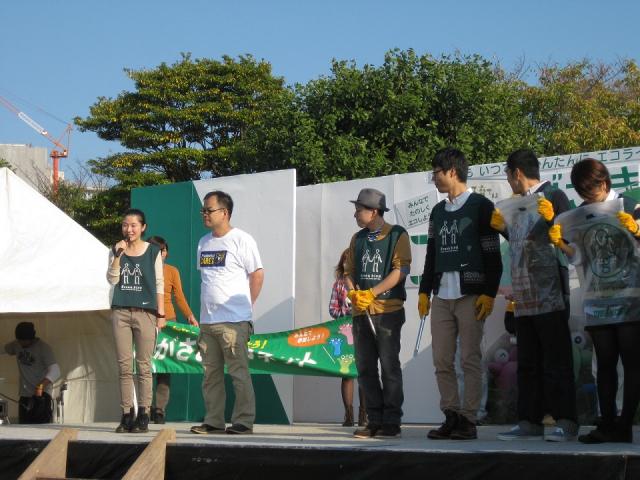 ジブラルタ生命さんの社員清掃をお手伝いしました！画像