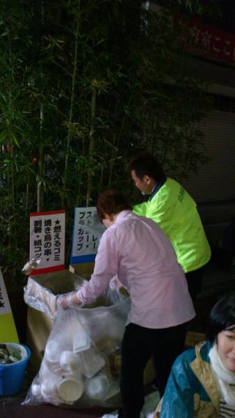山科商店会イベント「バル」でのごみの分別画像